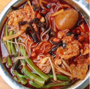 螺螄粉發(fā)現(xiàn)煙頭？食品安全記心中